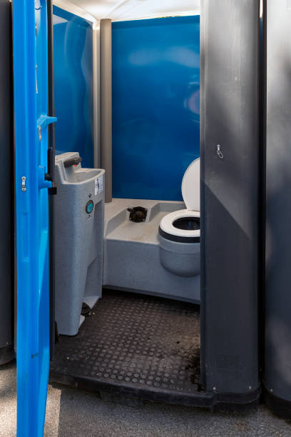 Portable Toilet Options We Offer in Lynn Haven, FL